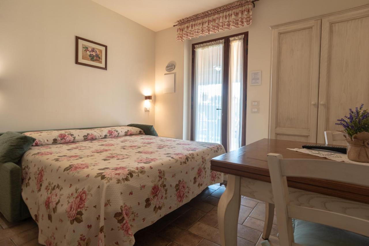 Rosa Di Assisi Acomodação com café da manhã Bastia Umbra Exterior foto