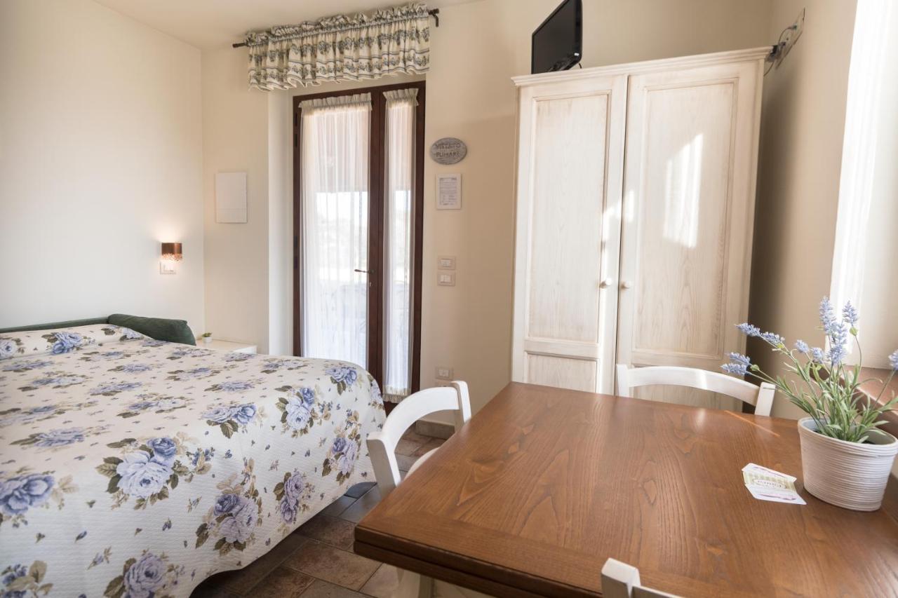 Rosa Di Assisi Acomodação com café da manhã Bastia Umbra Exterior foto